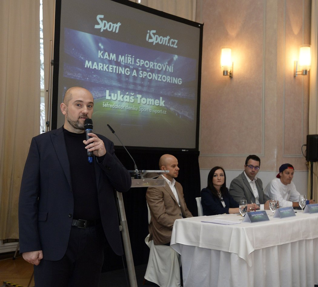 Úvodní slovo si na začátku první konference SportForum vzal šéfredaktor deníku Sport Lukáš Tomek