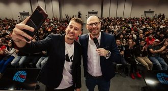 TV komentátoři F1: Nejvyrovnanější sezona v historii. Vyhraje Hamilton, říká Král. Eisele nesouhlasí TV komentátoři F1: Nejvyrovnanější sezona v historii. Vyhraje Hamilton, říká Král. Eisele nesouhlasí