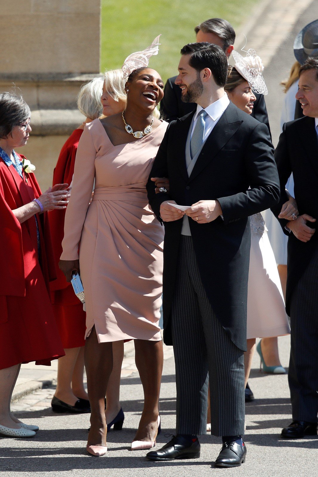 Serena s manželem Alexisem na královské svatbě