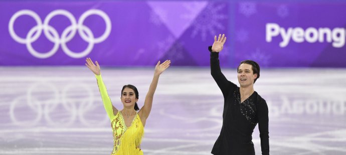Cortney Mansourová a Michal Češka zřejmě na olympijských hrách v Pchjongčchangu nepostoupí do finálové části soutěže