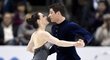 Kanaďané Tessa Virtueová a Scott Moir