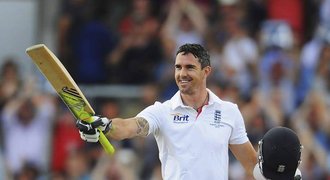 Hráč kriketu Pietersen vymění sport za ochranu nosorožců