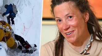 Šokující detaily tragédie na K2: Rekordmanka po smrti kolegy (†27) pořádala mejdan! Šokující detaily tragédie na K2: Rekordmanka po smrti kolegy (†27) pořádala mejdan!