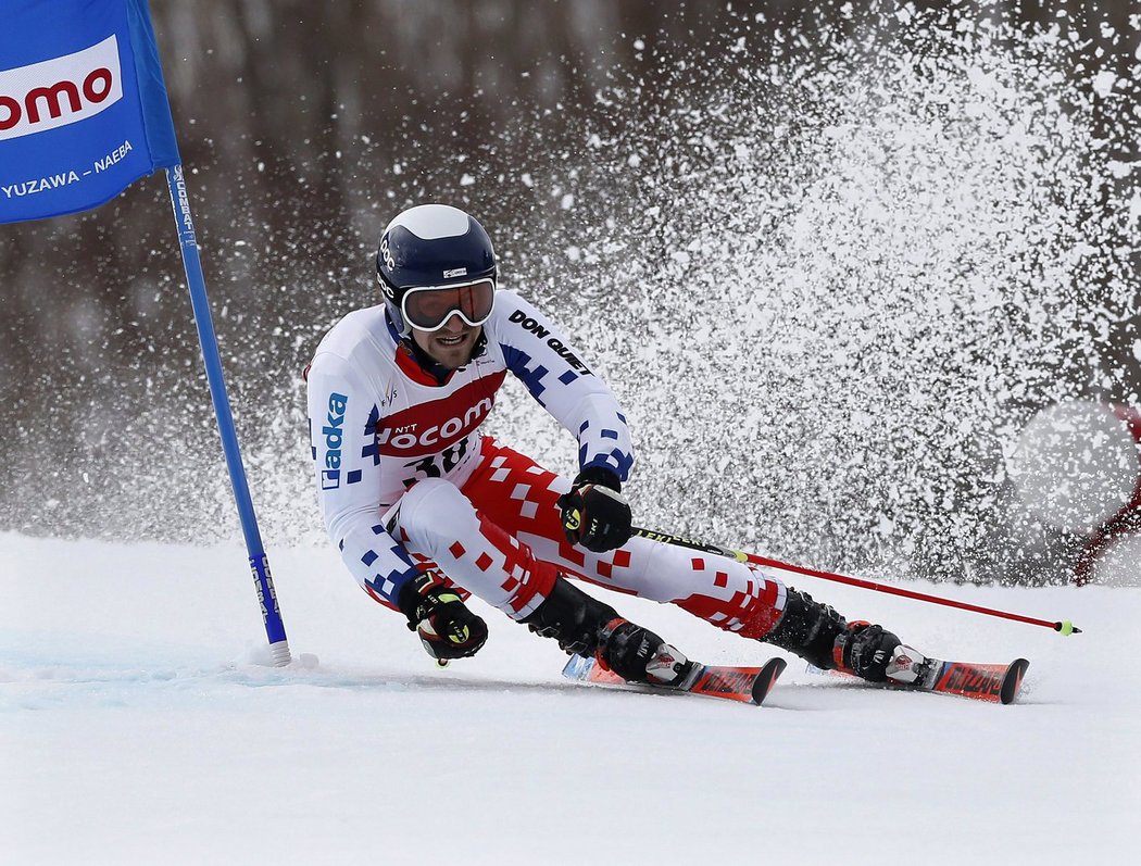 Kryštof Krýzl skončil v obřím slalomu v japonské Naebě devatenáctý a dosáhl nejlepšího výsledku v této sezoně Světového poháru