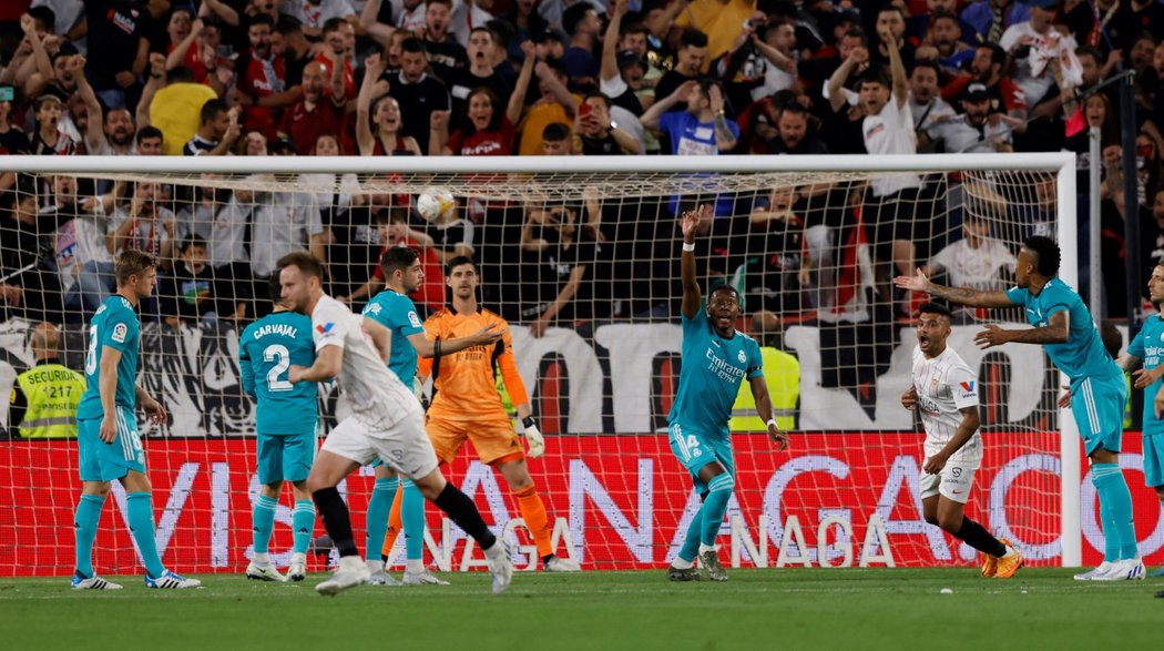 Real Madrid otočil proti Seville z 0:2 na 3:2