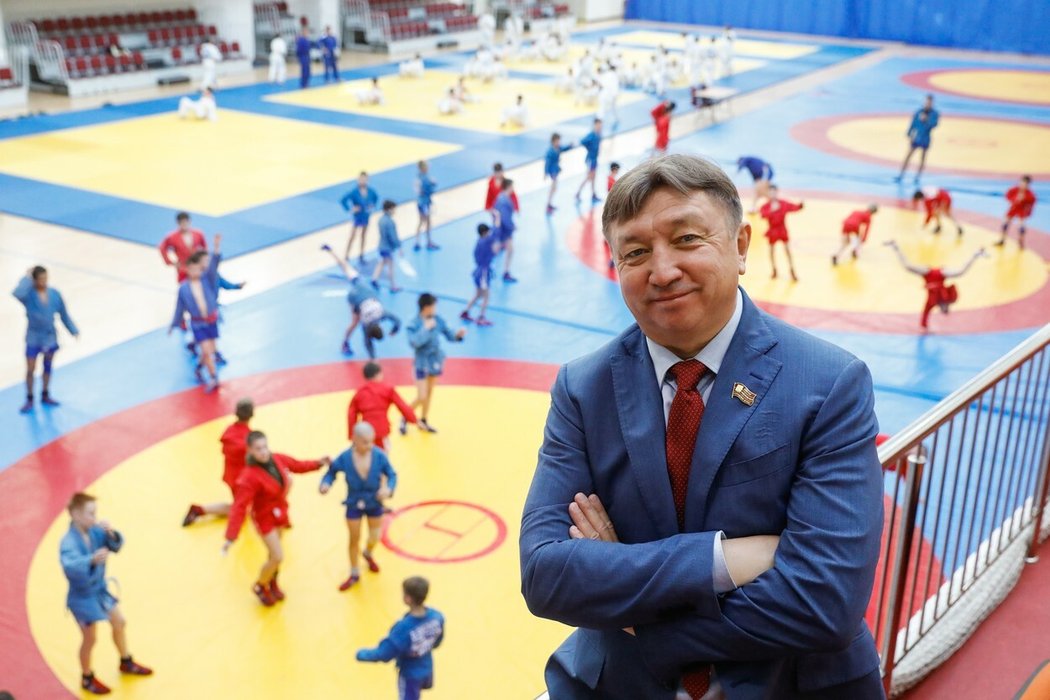 Účast ruských atletů na LOH 2024 je v ohrožení. Renat Lajšev, prezident klubu Sambo-70, ale přišel s návrhem uspořádat vlastní olympijské hry