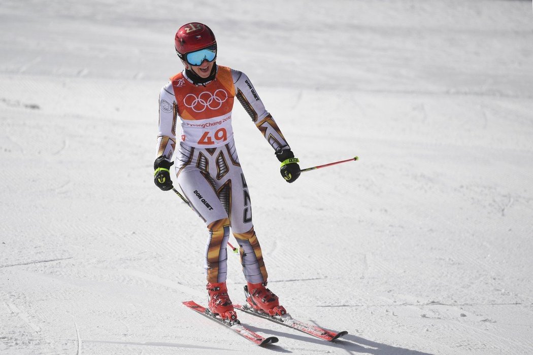 Ester Ledecká šokovala na olympijských hrách vítězstvím v superobřím slalomu.Vyhrála o setinu sekundy před obhájkyní zlata Rakušankou Annou Veithovou.