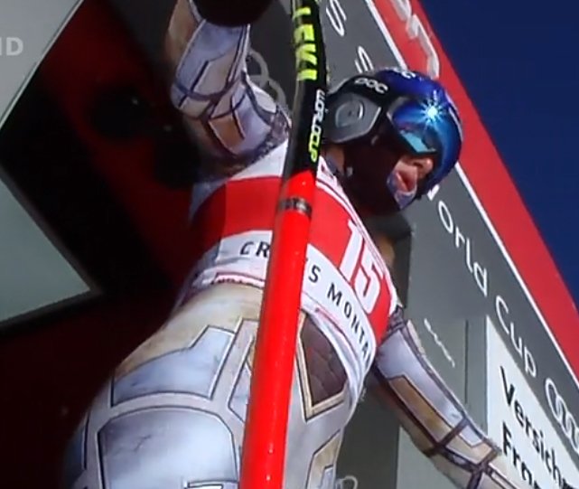 Česká lyžařka na startu trati Super G ve Světovém poháru, kam nastoupila den po těžkém pádu