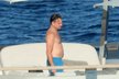 DiCaprio v posledních dnech střídá jednu jachtu za druhou. Před narozeninovou oslavou stihl například opalovačku na palubě