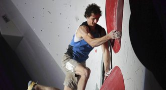 Adam Ondra nevyřešil ani jeden boulder, finále MS ovládl Japonec