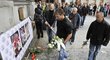 Bílí Tygři zapálili v centru Liberce svíčky za mrtvé české hokejisty
