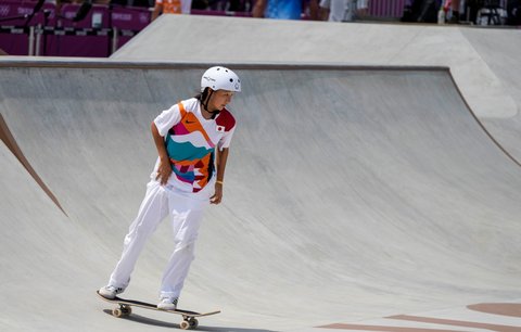 Třináctiletá Momidži Nišijová ovládla nový olympijský sport skateboarding