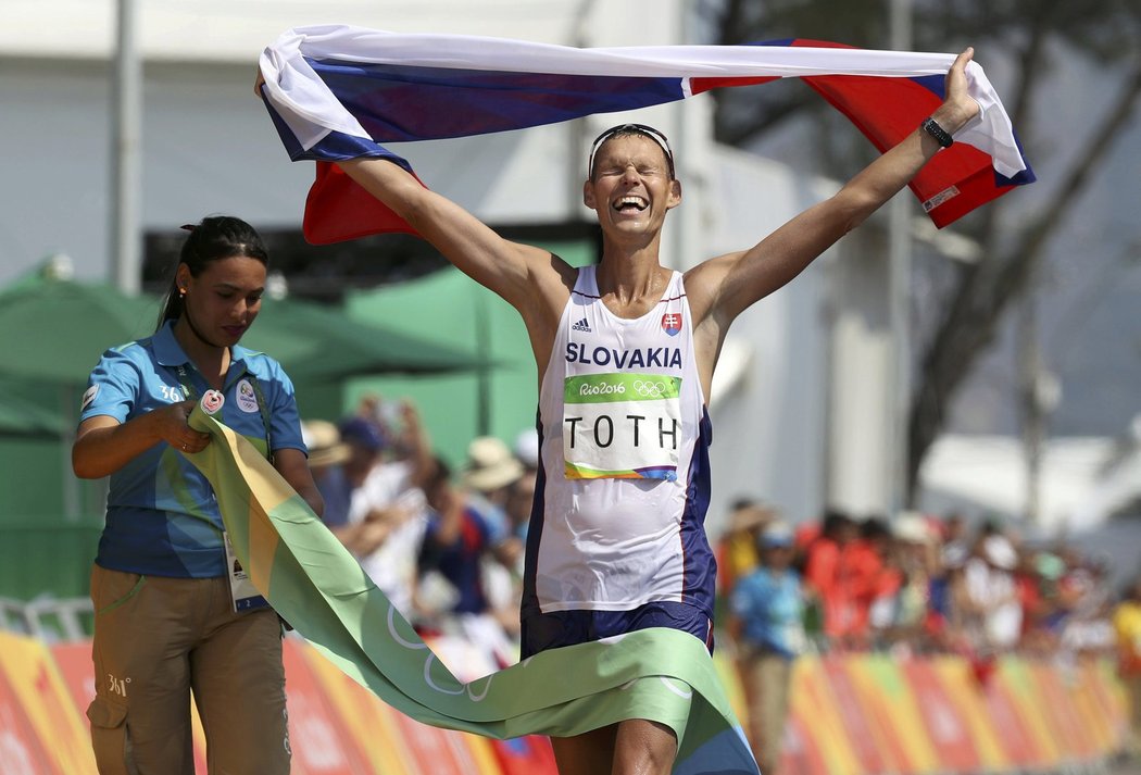 Slovenský chodec Matej Tóth vyhrál maraton na 50 km