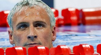 Lochte má ostudu! Plavci si vymýšleli, místo přepadení ničili benzínku