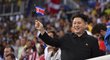 Na atletický stadion dorazil dvojník severokorejského vůdce Kim Čong-una