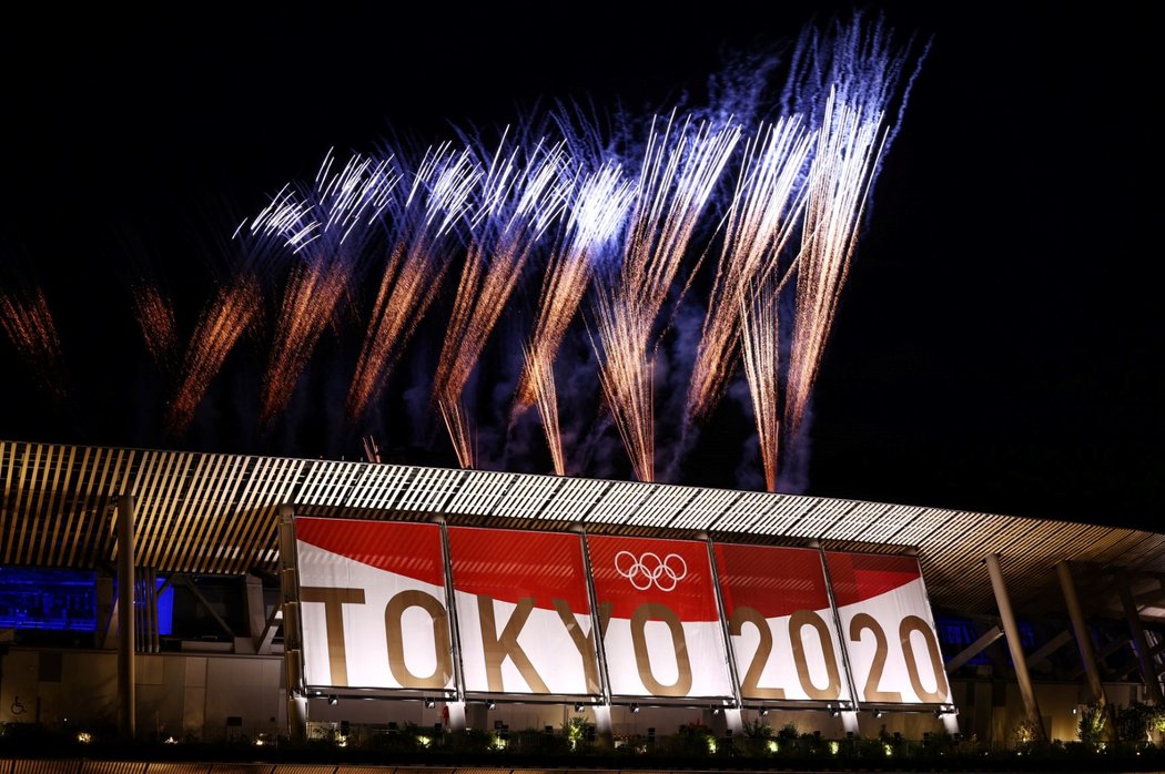 Závěrečný ceremoniál Her v Tokiu byl zahájen