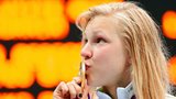 FOTO: Mládí vpřed! Patnáctiletá blondýnka z Litvy přepsala olympijské dějiny 
