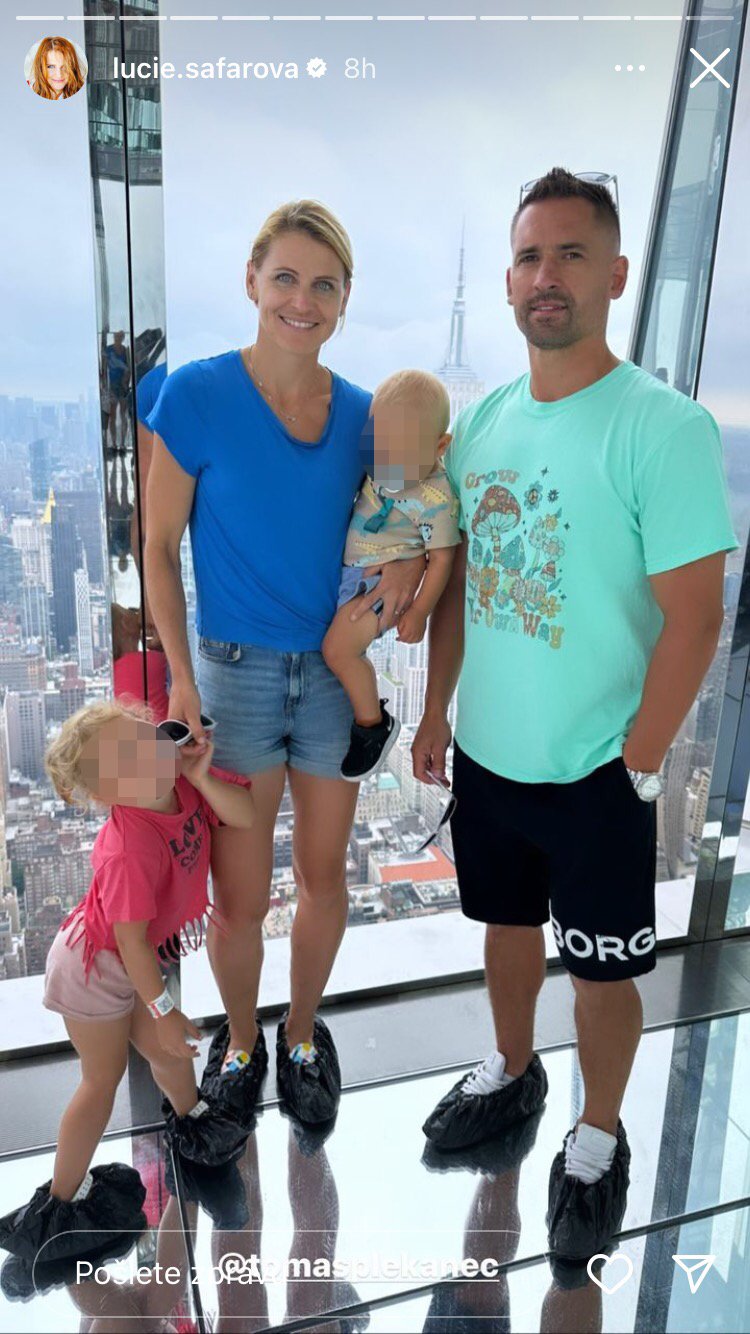Bývalá tenistka Lucie Šafářová si se svým manželem Tomášem Plekancem a dětmi dopřála výlet v New Yorku