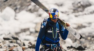 Polák sjel na lyžích K2: Posunul jsem hranice. Cesta dolů je nebezpečnější