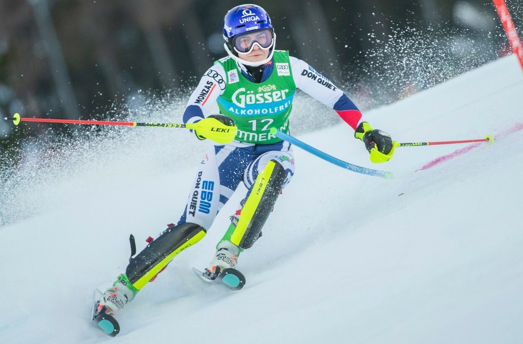 Česká lyžařka Martina Dubovská v akci