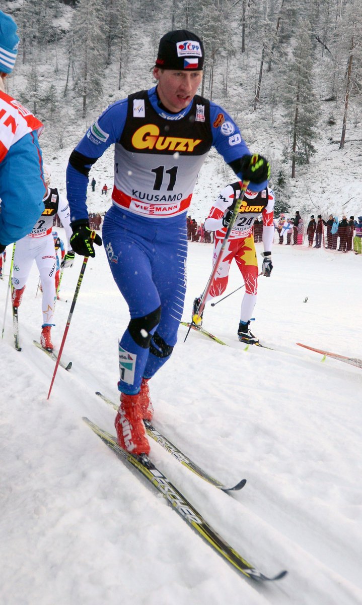 Lukáš Bauer si na trati klasické patnáctky v Kuusamu prožil nepříjemné chvilky