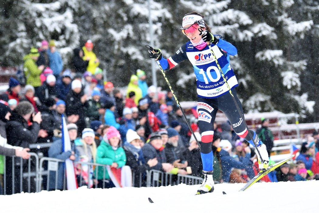 Kateřina Razýmová na běžkařské trati v Novém Městě na Moravě