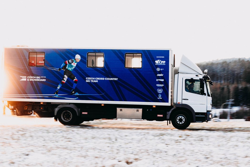 Čeští lyžaři se dočkali servisního kamionu, zatím se mu pracovně říká Milda