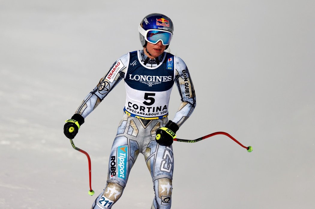 Ester Ledecká při dojezdu super-G v rámci kombinace na MS