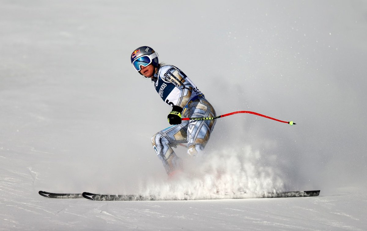 Ester Ledecká při dojezdu super-G v rámci kombinace na MS