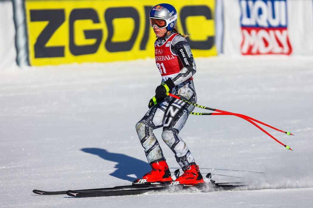Olympijská vítězka v super-G Ester Ledecká vyhrála sjezd Světového poháru v kanadském Lake Louise