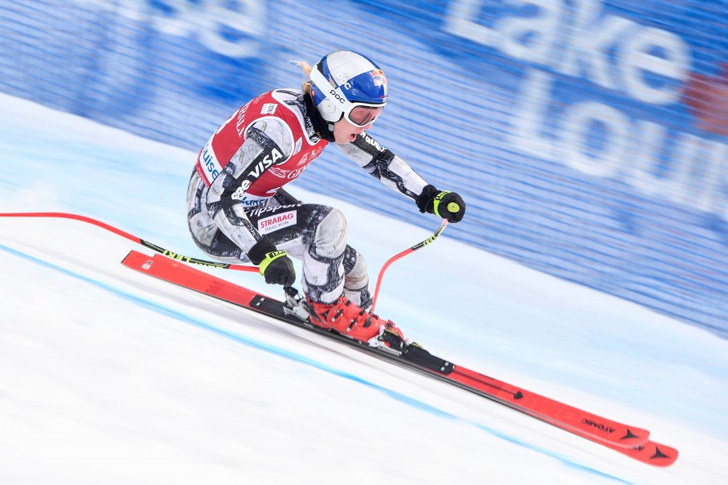 Olympijská vítězka v super-G Ester Ledecká vyhrála sjezd Světového poháru v kanadském Lake Louise