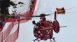 Vrtulník, který při závodě Světového poháru přilétl pro zraněného Švýcara Marca Gisina