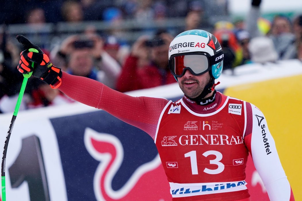 Rakouský lyžař Vincent Kriechmayr ovládl první sjezd v Kitzbühelu