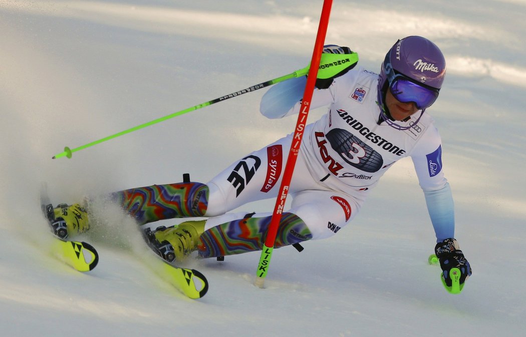 Šárka Strachová na trati prvního kola slalomu v Lienzu