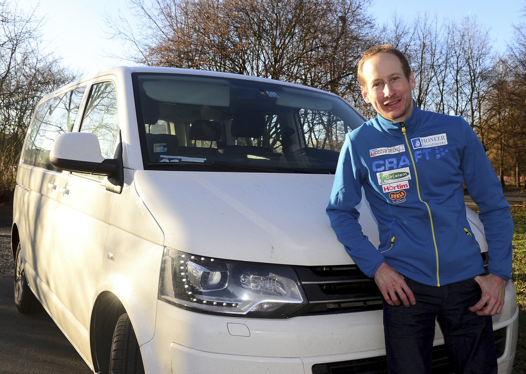 Bývalý český lyžař Lukáš Bauer si ve sportovním důchodu rád vyjede na kole