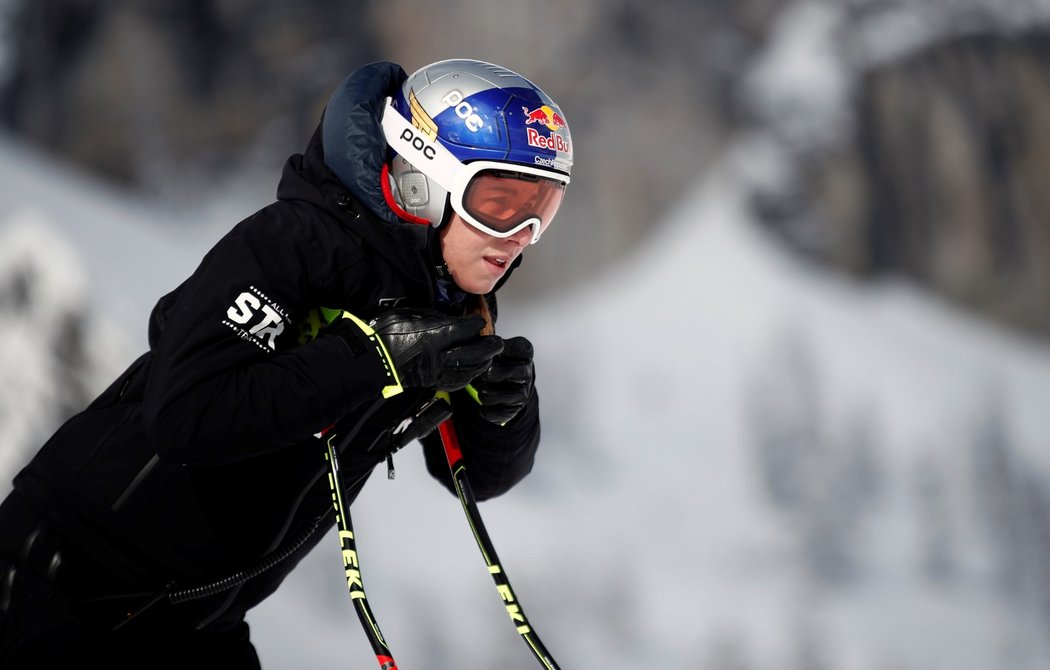 Česká Lyžařka Ester Ledecká před startem super-G na MS