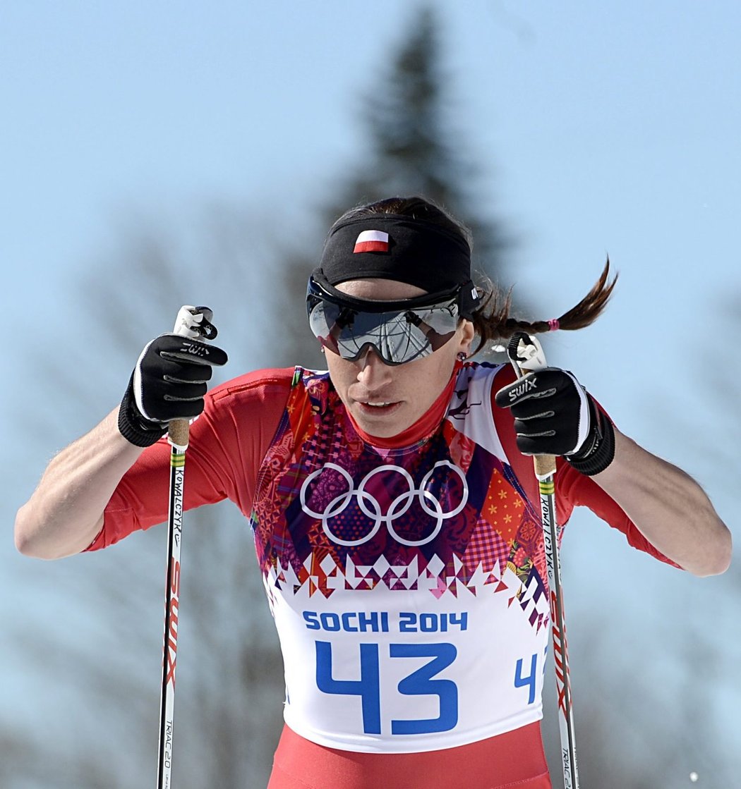 Polská lyžařka Justyna Kowalczyková si jede pro zlatou medaili na klasické desítce