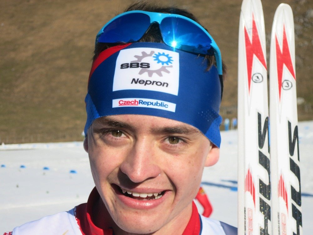 Sdruženář Ondřej Pažout slaví triumf na juniorském mistrovství světa