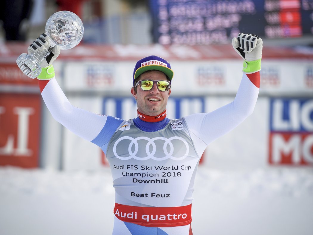 Švýcarský lyžař Beat Feuz poprvé v kariéře získal malý glóbus za vítězství ve sjezdu