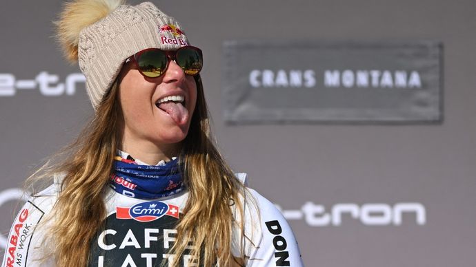 Šťastná Ester Ledecká po vítězství ve sjezdu SP v Crans Montaně