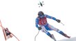 Francouzský sjezdař Cyprien Sarrazin si jede pro vítězství v závodě Světového poháru v Kitzbühelu