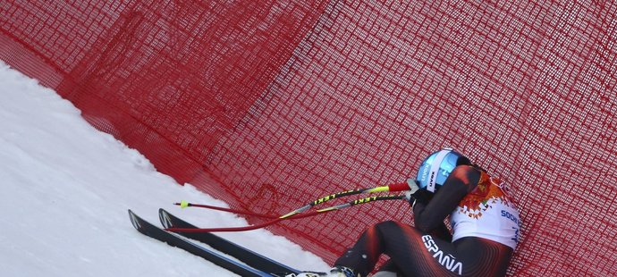 Španělská závodnice Carolina Ruiz Castillová do cíle Super G nedojela, skončila v ochranné bariéře