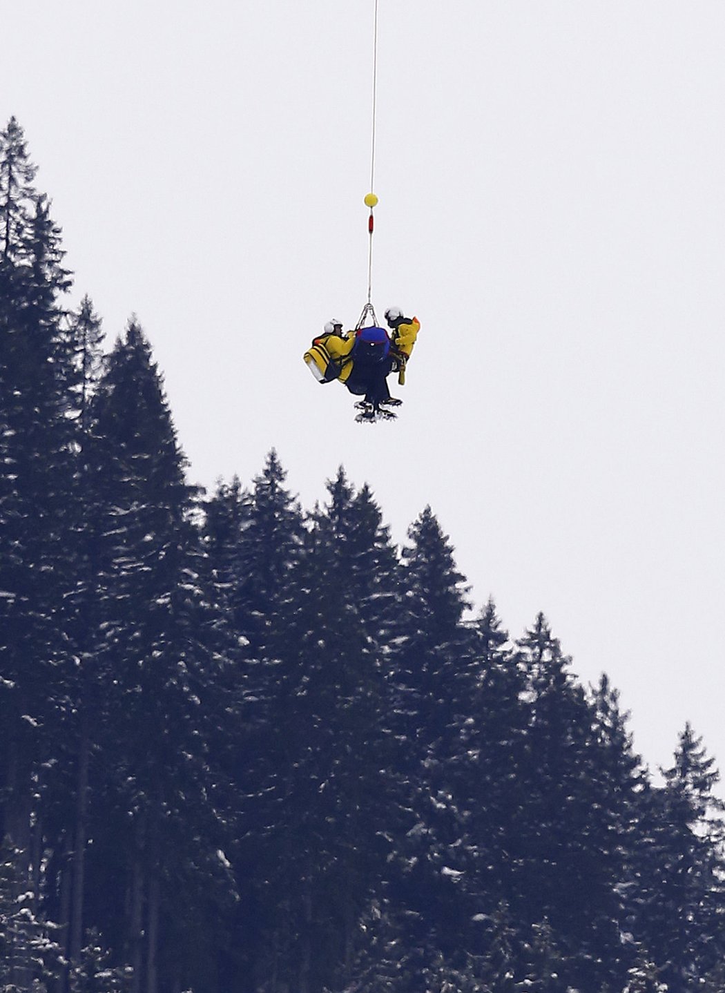 George Streitbergera odvezla helikoptéra