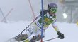 Šárka Strachová na trati slalomu v Kranjské Goře