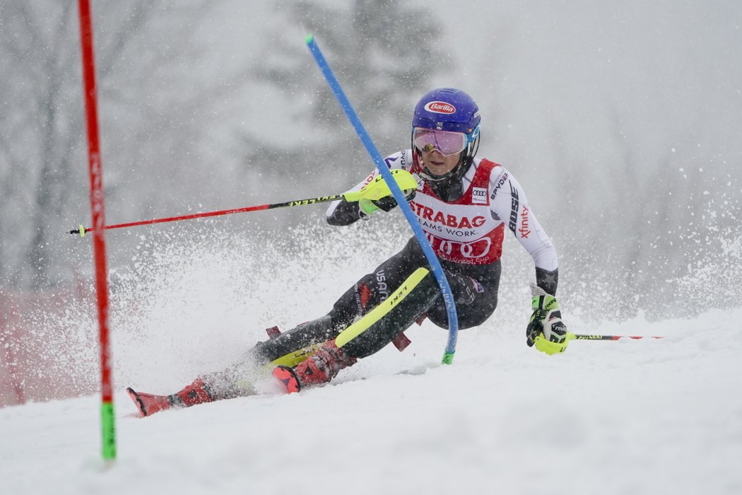 Mikaela Shiffrinová zvládla 1. kolo slalomu nejlépe ze všech