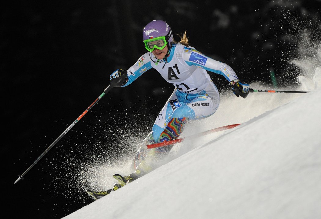 Česká lyžařka Šárka Záhrobská měla důvod k úsměvu. Ve slalomu SP ve Flachau skončila nakonec osmá