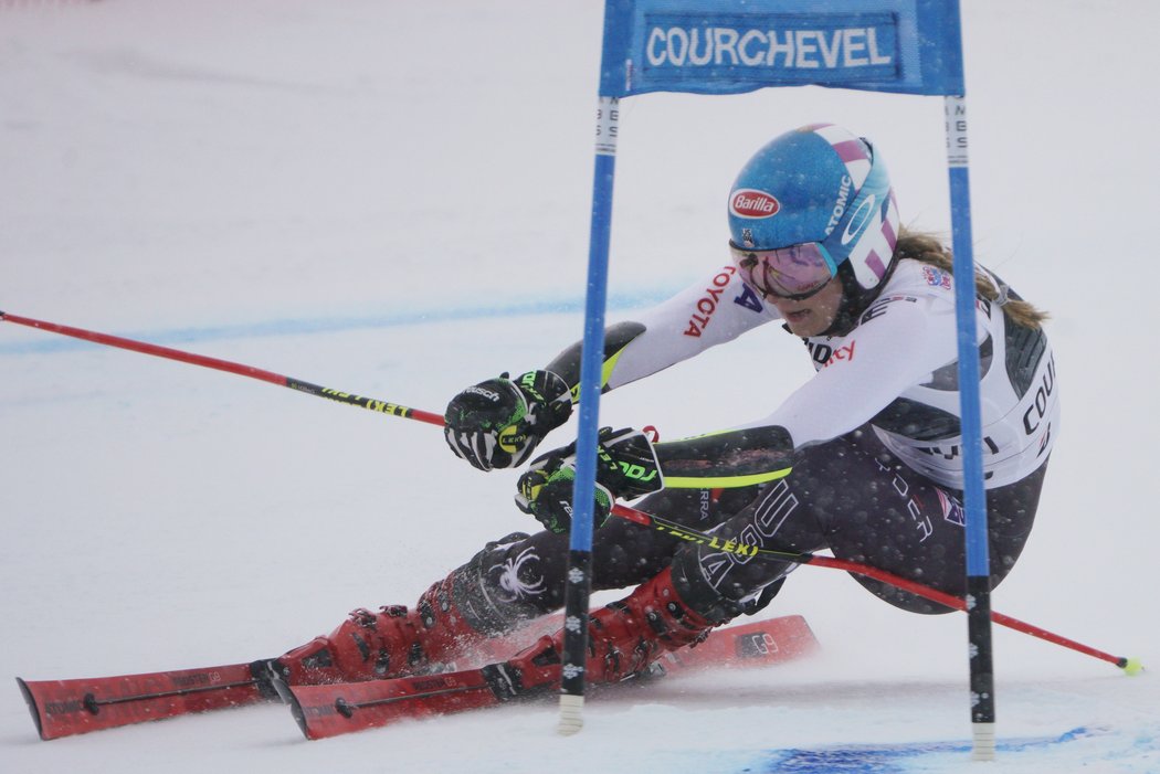 Mikaela Shiffrinová vyhrála obří slalom v Courchevelu