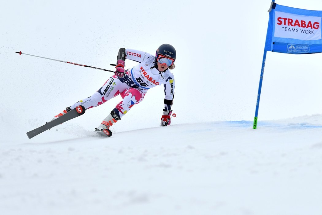 Kateřina Pauláthová v prvním kole obřího slalomu ve Špindlerově Mlýně