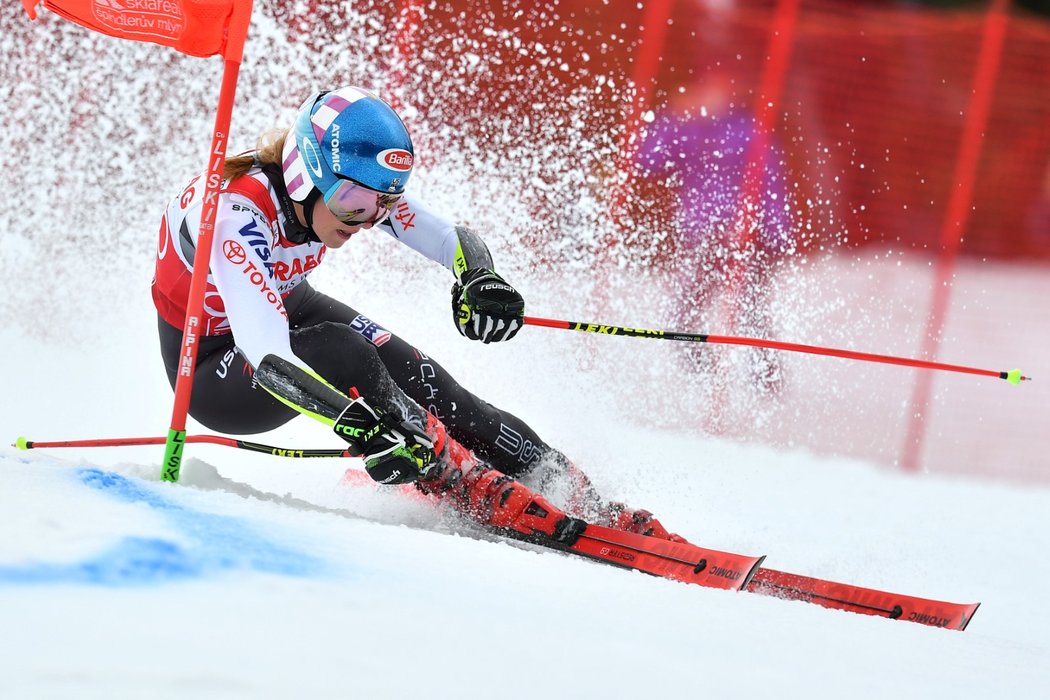 Mikaela Shiffrinová v prvním kole obřího slalomu při SP ve Špindlerově Mlýně