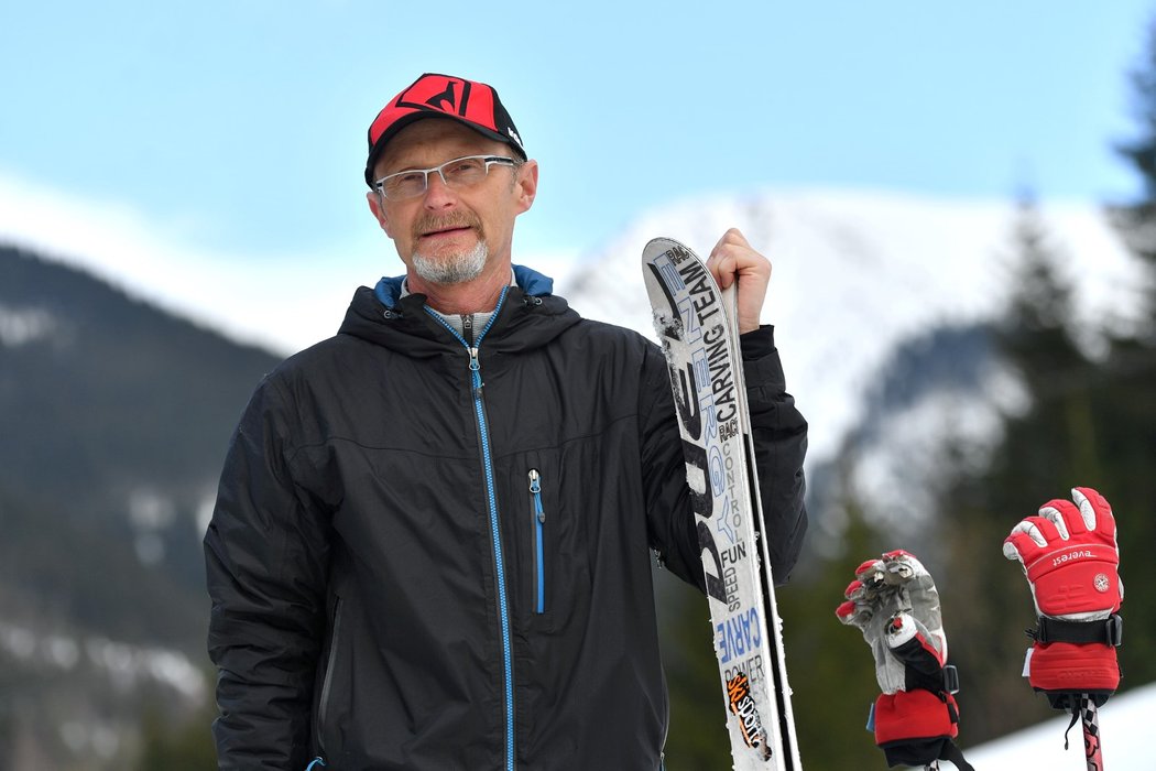 Jan Lukáš stál při lyžařských začátcích Ester Ledecké